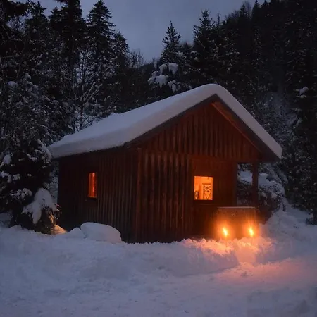 אתר קמפינג Und Saggraben פלפאו