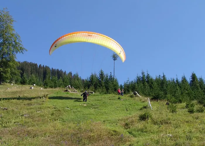 مكان تخييم Und Saggraben