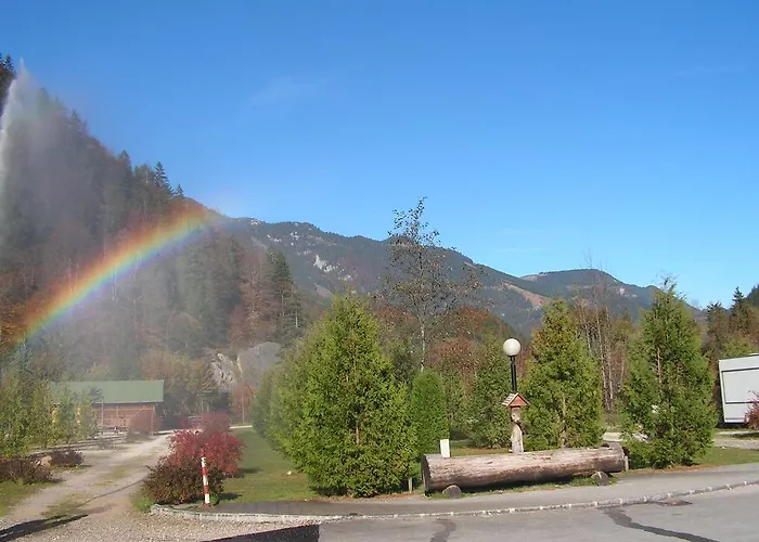 Und Saggraben 팔파우